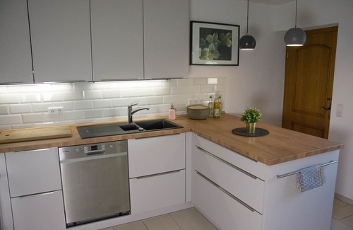 Breuna Apartment | Ferienwohnung im Landhotel Sonneneck