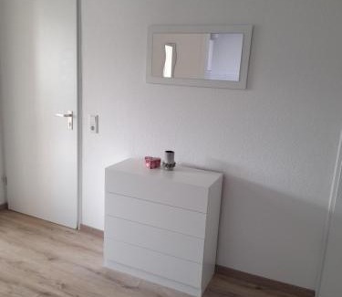Brake Apartment | Ferienwohnung in Lemgo-Brake, 3 Zimmer