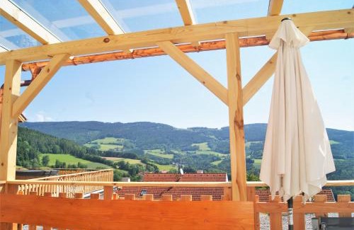 Poellauberg Apartment | Ferienwohnung in ruhiger Lage- Panorama Terrasse, 2 SZ, rollstuhlfreundlich