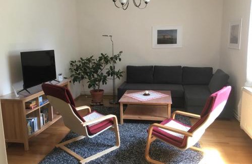 Ziethen Apartment | Ferienwohnung Kastanienblick oder Parkblick, oder unser Radlerzimmer!