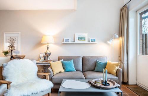 Wyk auf Foehr Apartment | Ferienwohnung Kurparkhaus 19c Wyk