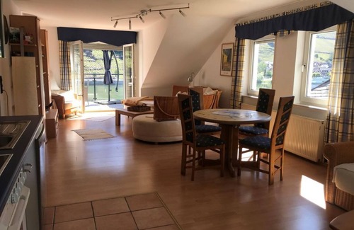 Kattenes Apartment | Ferienwohnung Panoramablick - Bio-ferienweingut Leyendecker