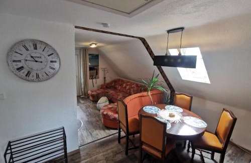 Nordholz Apartment | Ferienwohnung "Pipistrello" mit Minizoo