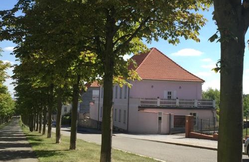 Ballenstedt Apartment | Ferienwohnung ROSA Allee34