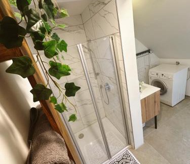 Wolfsbach Apartment | Ferienwohnung Samy Sommeraktion 2025