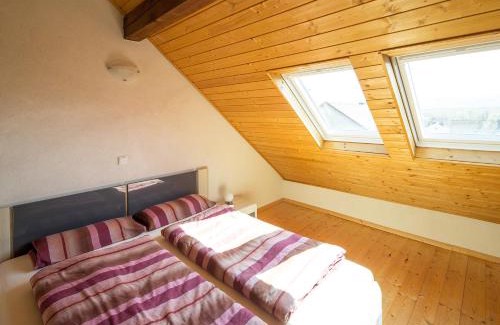 Kluesserath Apartment | Ferienwohnung Sauvignon Blanc Weingut Zur Burg