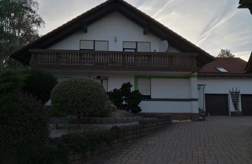 Kirchenpingarten Apartment | Ferienwohnung Schmeisser