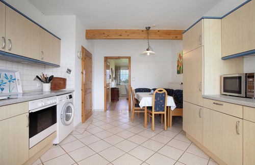 Bergewohrden Apartment | 'Ferienwohnung Schmidt Bergewöhrden' with Shared Garden and Wi-Fi