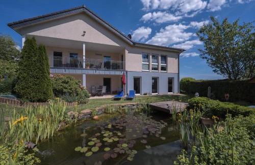 Weinsheim Apartment | Ferienwohnung Schwalbennest