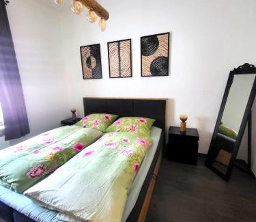 Lichtenstein Apartment | Ferienwohnung SehrGemütlich in Sachsen