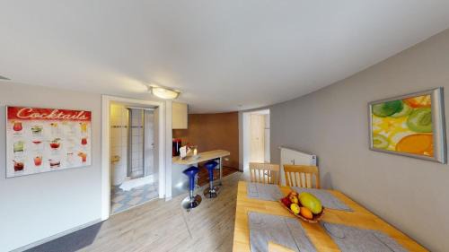 Poppendorf Apartment | Ferienwohnung Silo Mit Kleinem Garten