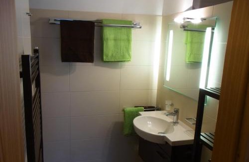 Leutzmannsdorf Apartment | Ferienwohnung Siloblick