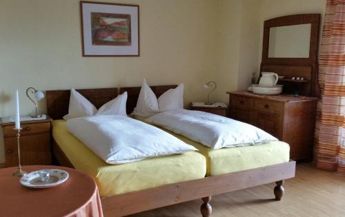 Edeldorf Apartment | Ferienwohnung Sonja