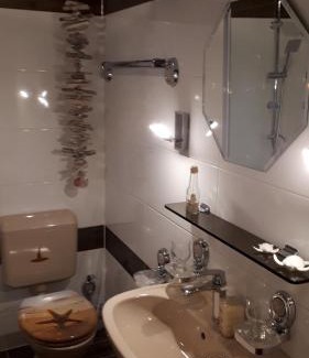 Huls-Sud Apartment | Ferienwohnung Talblume