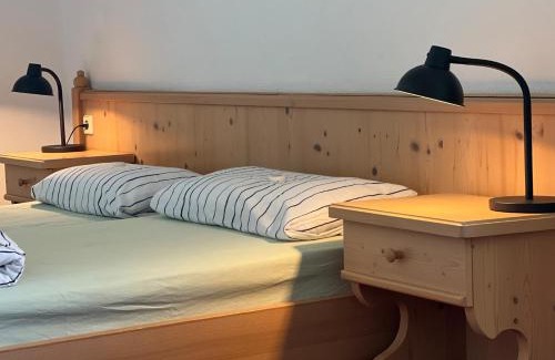 Klein Quassow Apartment | Ferienwohnung unter den Linden