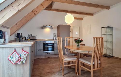 Mecklenburgische Kleinseenplatte House | Ferienwohnung Waren in Zirtow