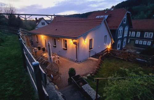 Heinrichs Apartment | Ferienwohnung - Zum alten Fritz - Suhl, 2 Schlafzimmer, 2 Terrassen