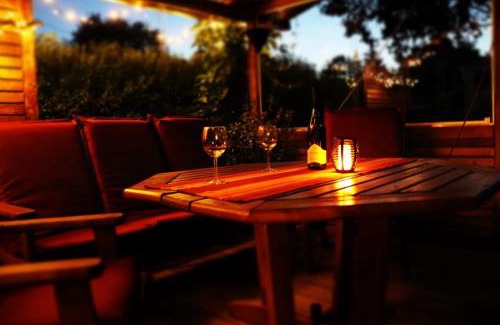 Kromsdorf-Nord Apartment | Ferienwohnungen Am Schenkgarten