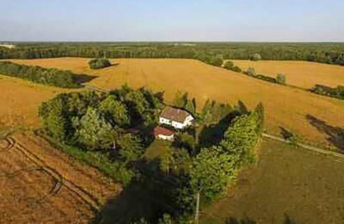 Ahrenshagen-Daskow Apartment | Ferienwohnungen am Waldrand