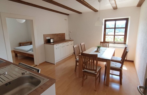 Falkenberg Apartment | Ferienwohnungen Hafnerkarl