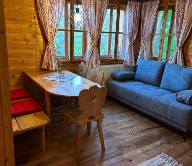 Aspangberg-Sankt Peter Apartment | Ferienwohnungen Hatzl