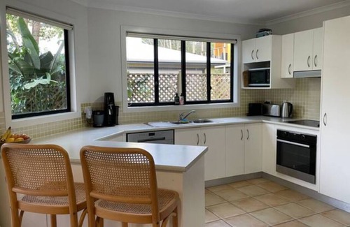 Ocean Shores House | Fern Beach House - Byron Bay Gazing