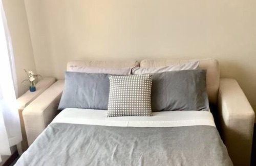 Norlane Apartment | FERNLY BFast, Pets, WiFi Nflx AC Walk2Pizza Liquor Deli,