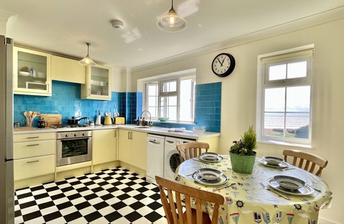 Ferring Cottage | Ferring Marine by inspirestays.com - an apartment that sleeps 4 guests in 2 bedrooms