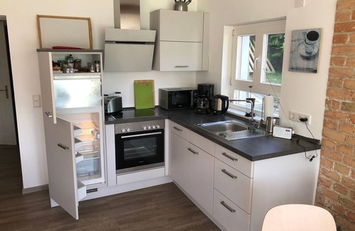 Lychen Apartment | Fewo in Einem Altem Forsthaus, Jugendstilvilla, in Direkter Seealleinlage