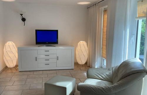 Muhl Rosin Apartment | FeWo See & Wald & 6 Restaurants