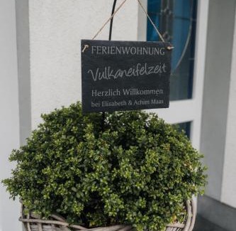 Ueß Apartment | FeWo Vulkaneifelzeit/nahe Nürburgring