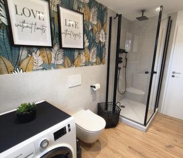 Malter Apartment | FeWo "Waldblick" und "Gartenblick" mit Pool und Kinderspielplatz