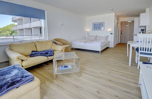 Gluecksburg Apartment | fewo1846 - Strandbude (App. 130) elegant studio apartment with sea views