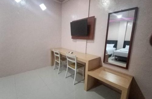 Bolang Uki House | Fhie Homestay