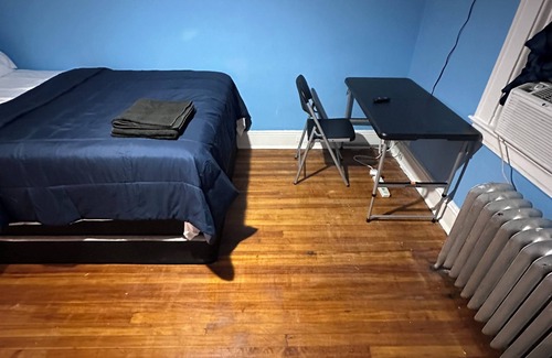 Irvington House | Fidelia Room Fuchsite