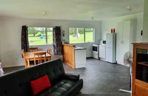 Okauia House | Fids Farmstay near Hobbiton