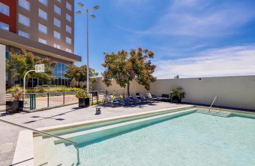 Silao Hotel | Fiesta Inn Suites Aeropuerto del Bajío