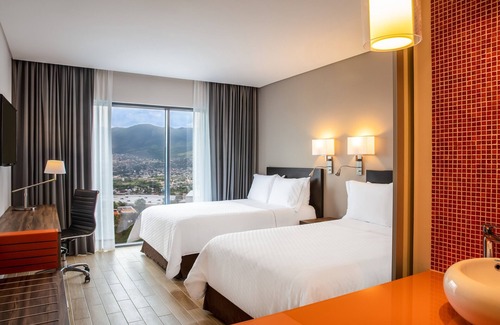 Tuxtla Gutierrez Hotel | Fiesta Inn Tuxtla Fashion Mall