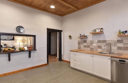 Arucas House | Finca La Casona de Abajo Arucas by Interhome