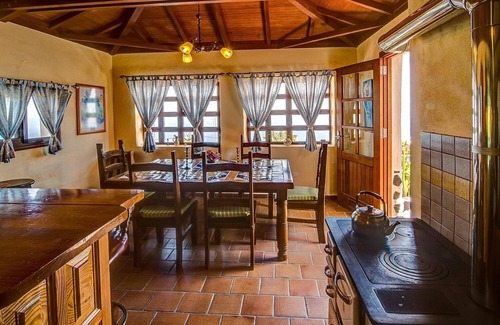 El Tanque House | Finca La Hoya 4 - Tradition meets modernity - sea view, whirlpool & conservatory