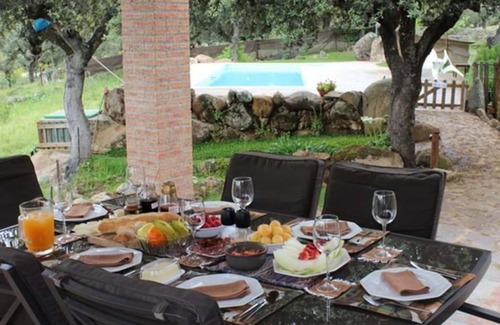 Salvatierra de Santiago House | Finca Marowa