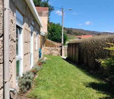 Ponteareas House | Finca O Pelican