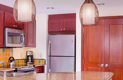 Kapolei Resort | 𝐅𝐢𝐧𝐝𝐢𝐧𝐠 𝐌𝐞𝐢𝐥𝐢’𝐬 Gorgeous KoOlina Beachfront Resort + Amenities. 2BR