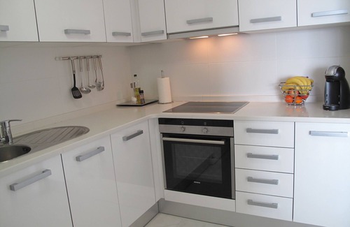 Villajoyosa Apartment | Fine apartment by the sea, beach, nice and quiet yet close to Center