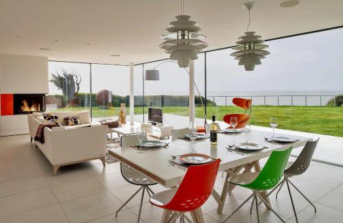 Criccieth House | Finest Retreats - Cefn Castell