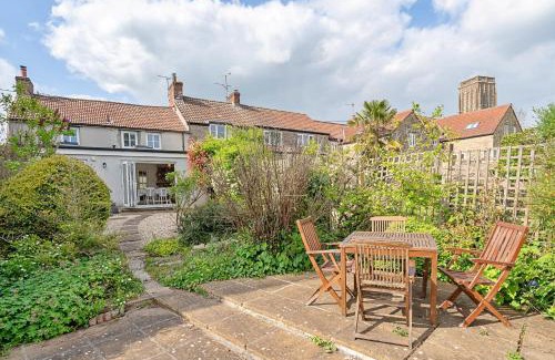 Batcombe House | Finest Retreats - Greenhills Cottage