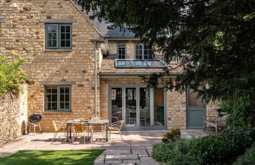 Kingham House | Finest Retreats - Ryeworth Cottage