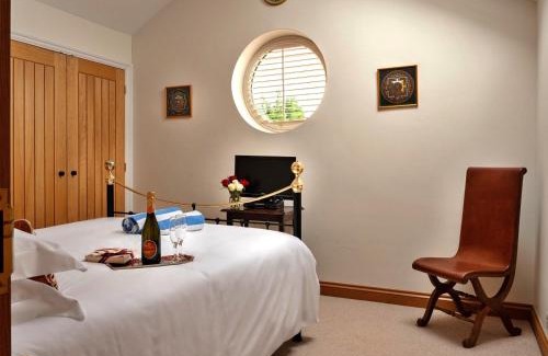 Kingham House | Finest Retreats - The Loft