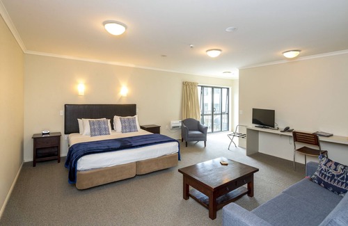 Paekakariki Hotel | Finns