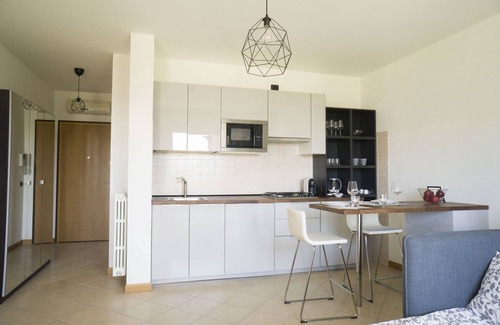 Predore Apartment | FIORDALISO apartment with terrace overlooking Lake Iseo, 4 beds, 2 bathrooms